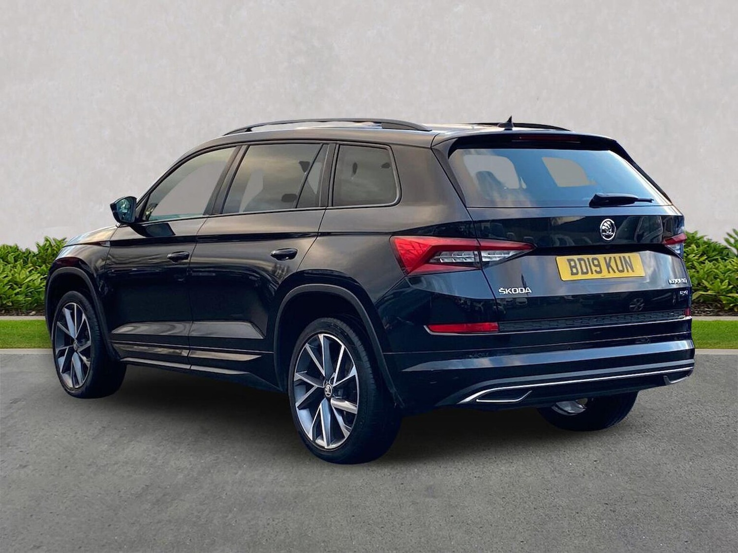 Used Skoda Kodiaq 2019 for sale - 76687370: Photo 2
