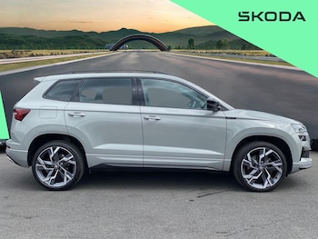 Used Skoda Karoq 2025 for sale - 79296257: Photo