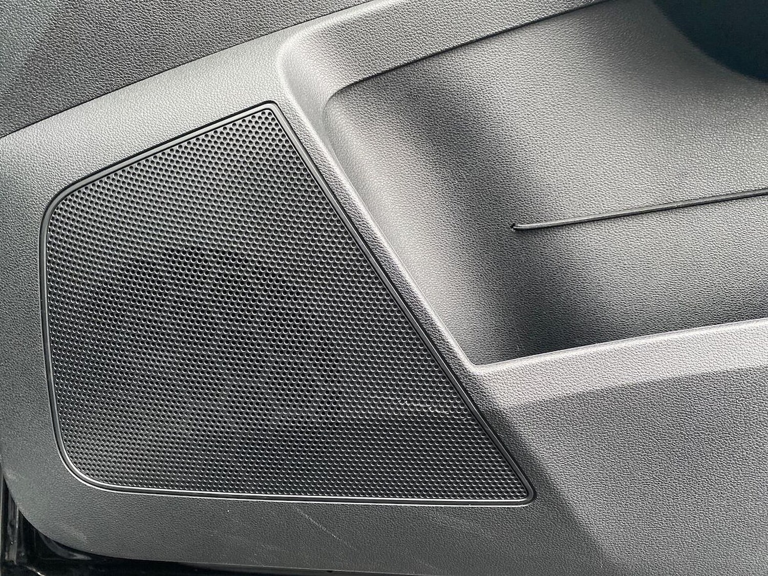 Used Skoda Karoq 2025 for sale - 76720283: Photo 31