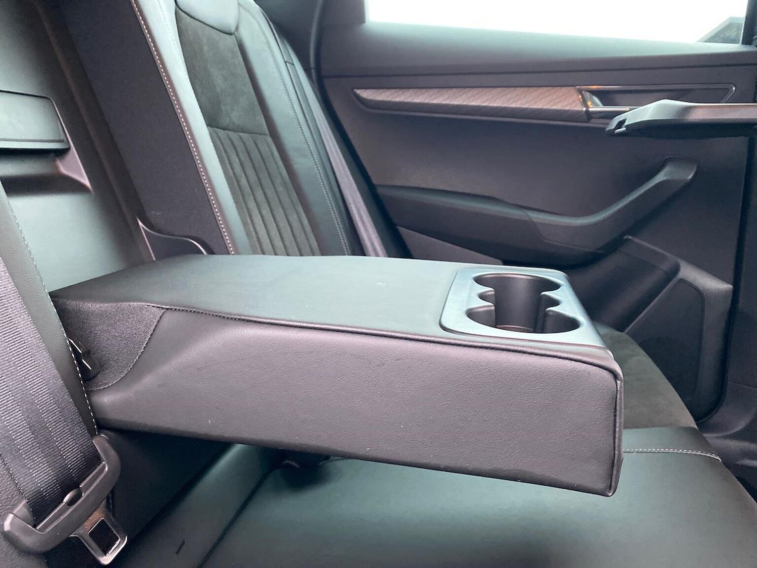 Used Skoda Karoq 2025 for sale - 76720283: Photo 41