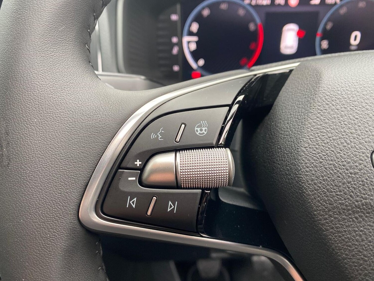 Used Skoda Karoq 2025 for sale - 77687964: Photo 27