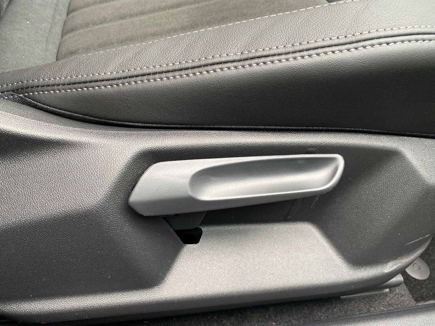 Used Skoda Karoq 2025 for sale - 77687964: Photo 30