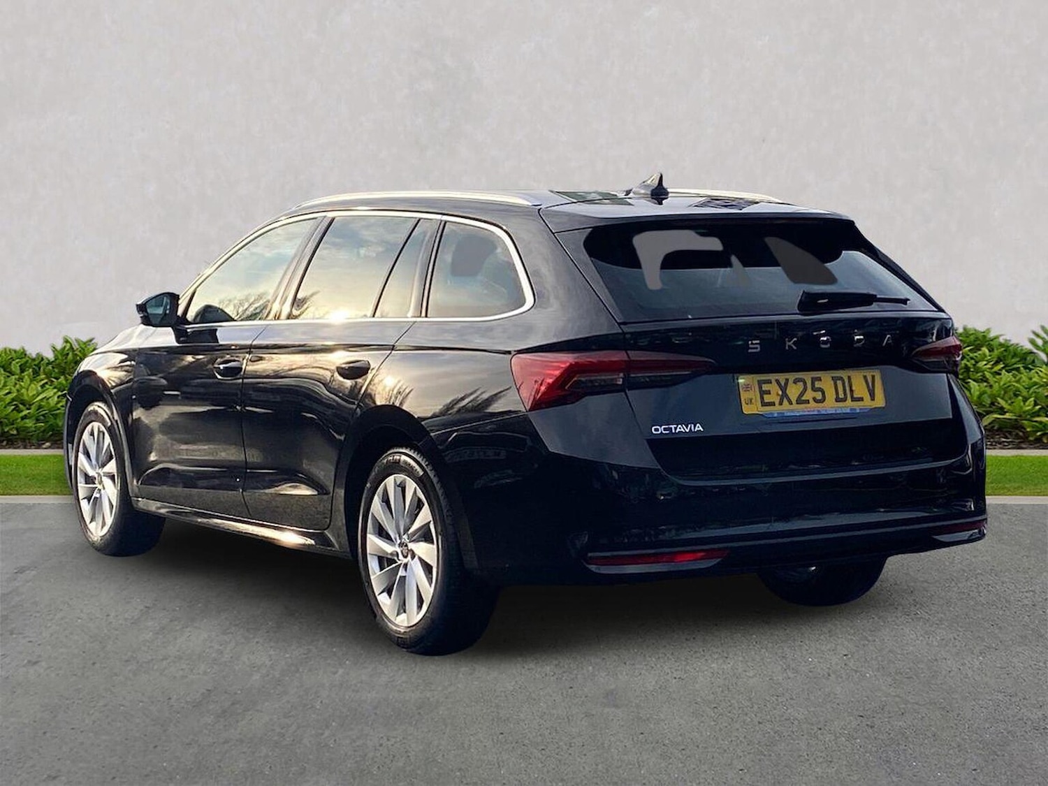 Used Skoda Octavia 2025 for sale - 77488385: Photo 2