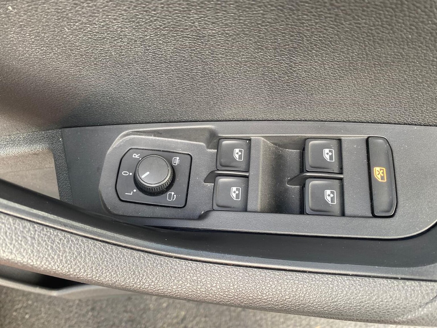 Used Skoda Karoq 2023 for sale - 76402408: Photo 22