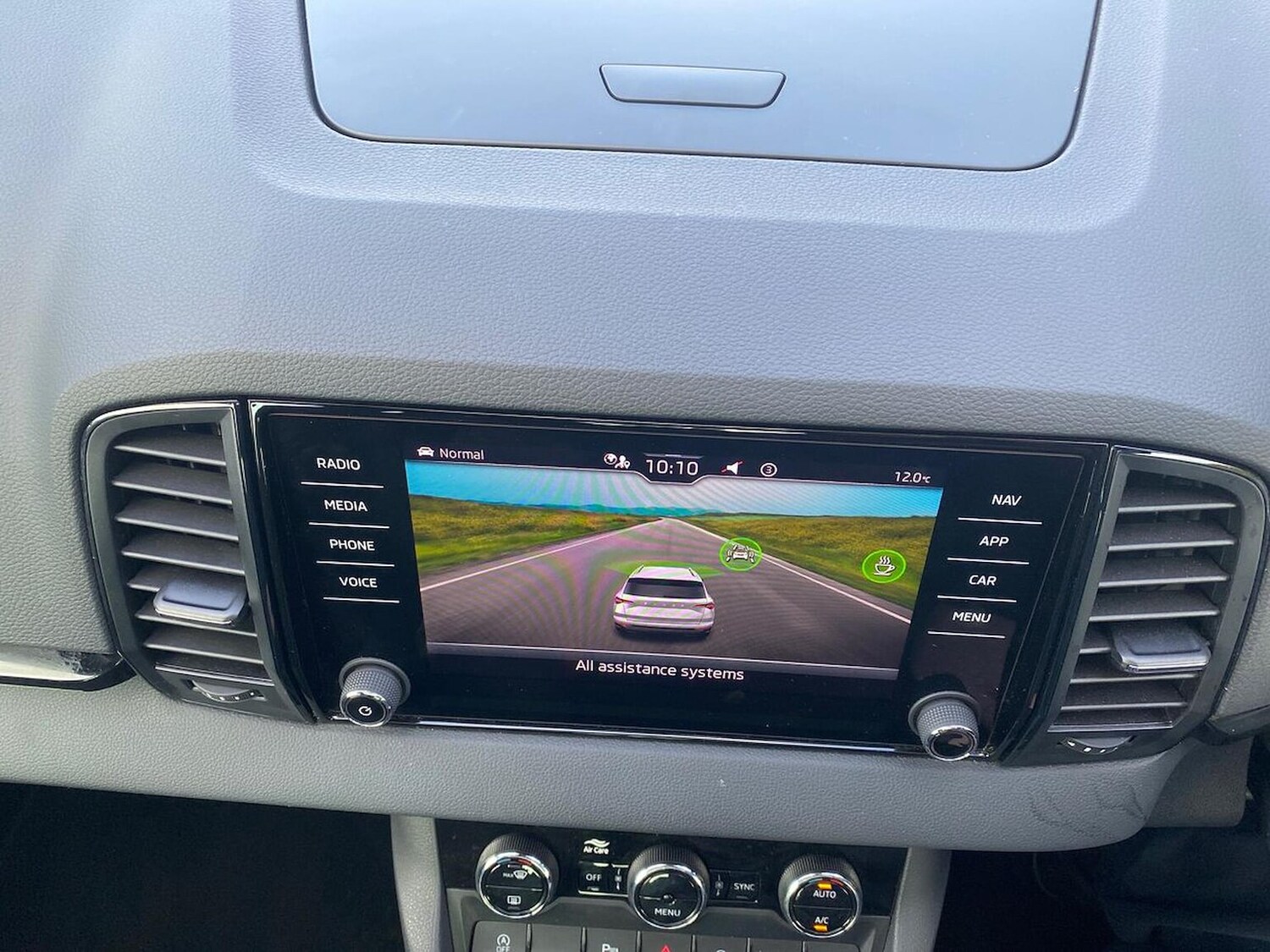 Used Skoda Karoq 2023 for sale - 76402408: Photo 44