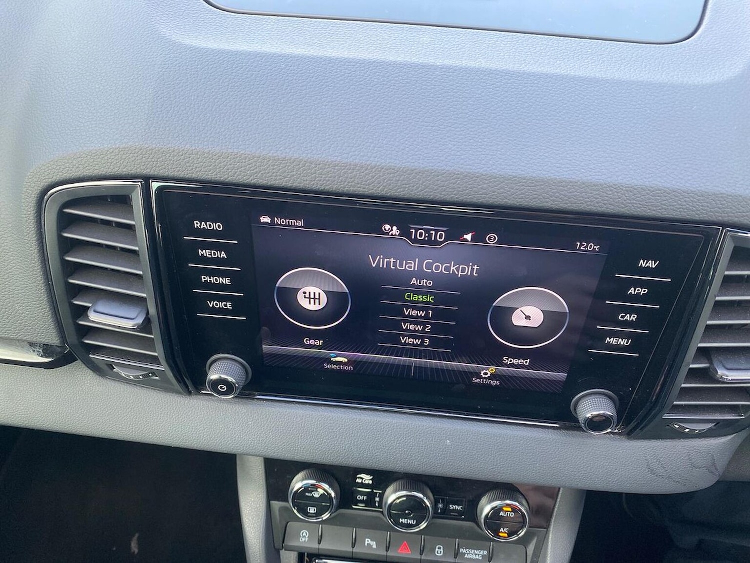 Used Skoda Karoq 2023 for sale - 76402408: Photo 45