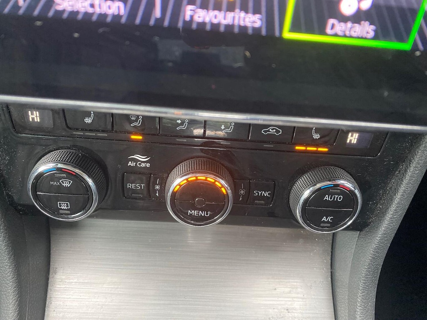 Used Skoda Superb 2022 for sale - 76164788: Photo 12