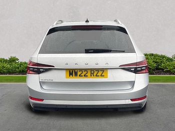 Used Skoda Superb 2022 for sale - 76164788: Photo 4
