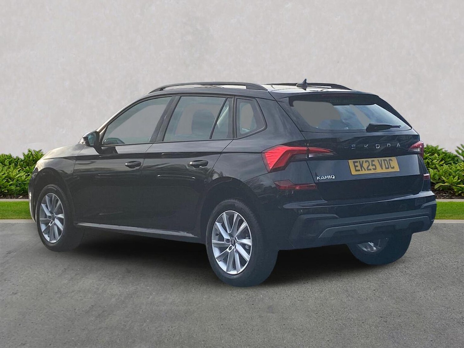 Used Skoda Kamiq 2025 for sale - 76958767: Photo 2