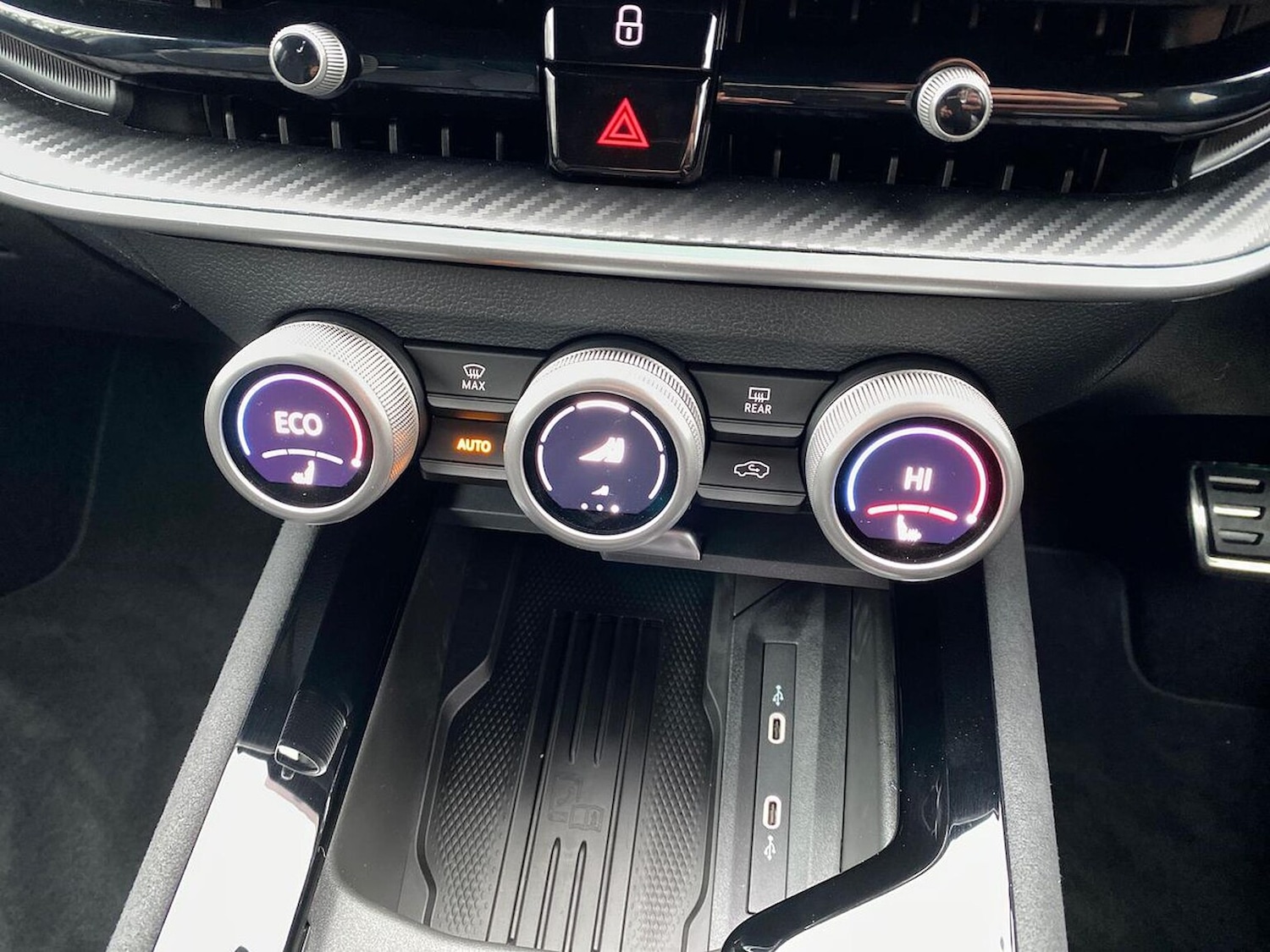 Used Skoda Superb 2026 for sale - 77916165: Photo 12