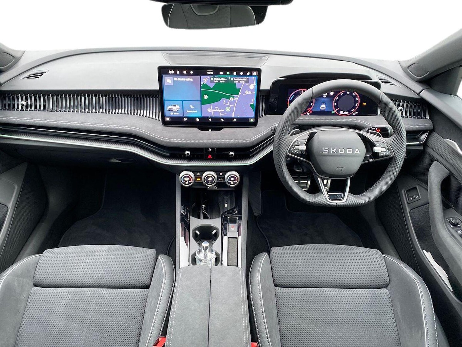 Used Skoda Superb 2026 for sale - 77916165: Photo 8