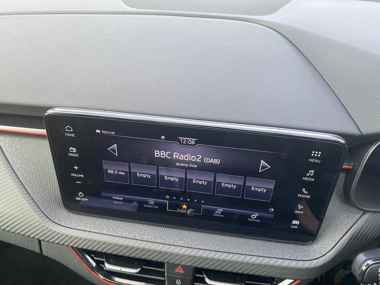 Used Skoda Kamiq 2025 for sale - 76490547: Photo 11