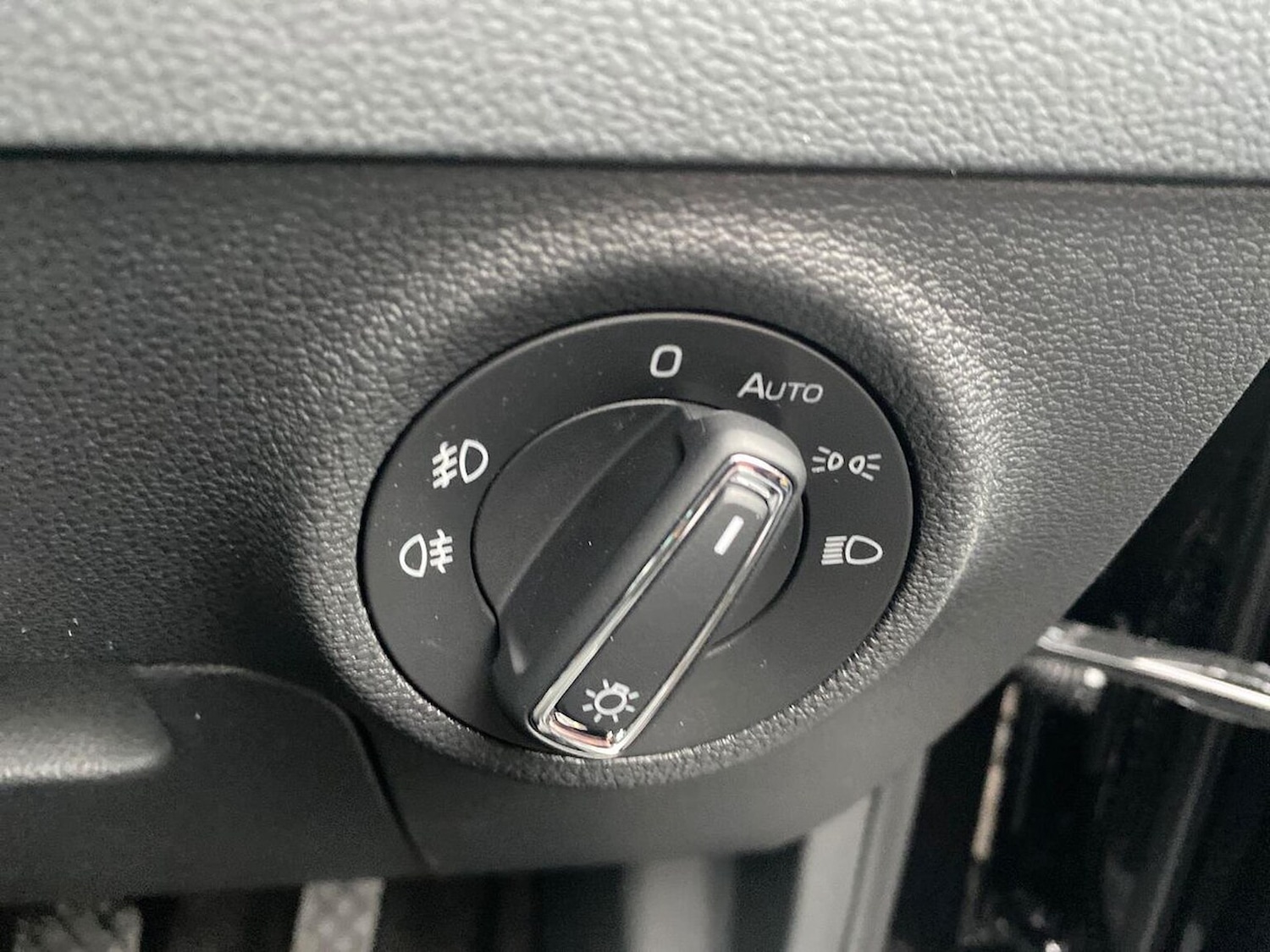 Used Skoda Karoq 2025 for sale - 76257773: Photo 22