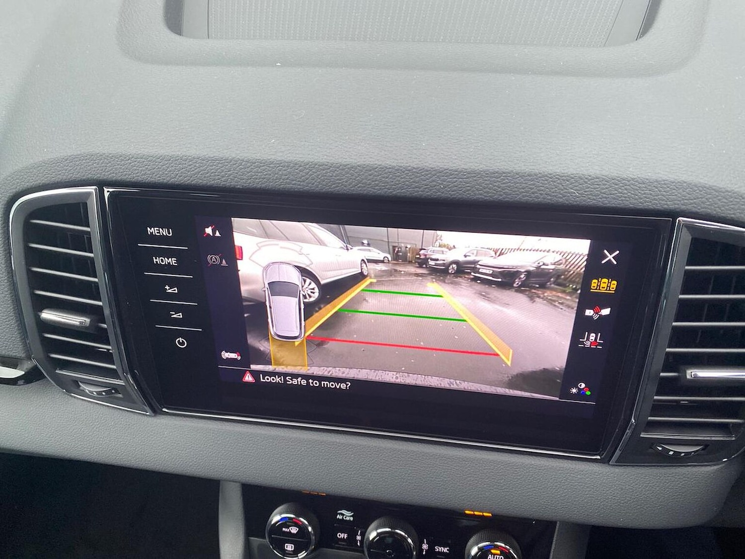 Used Skoda Karoq 2025 for sale - 76257773: Photo 23