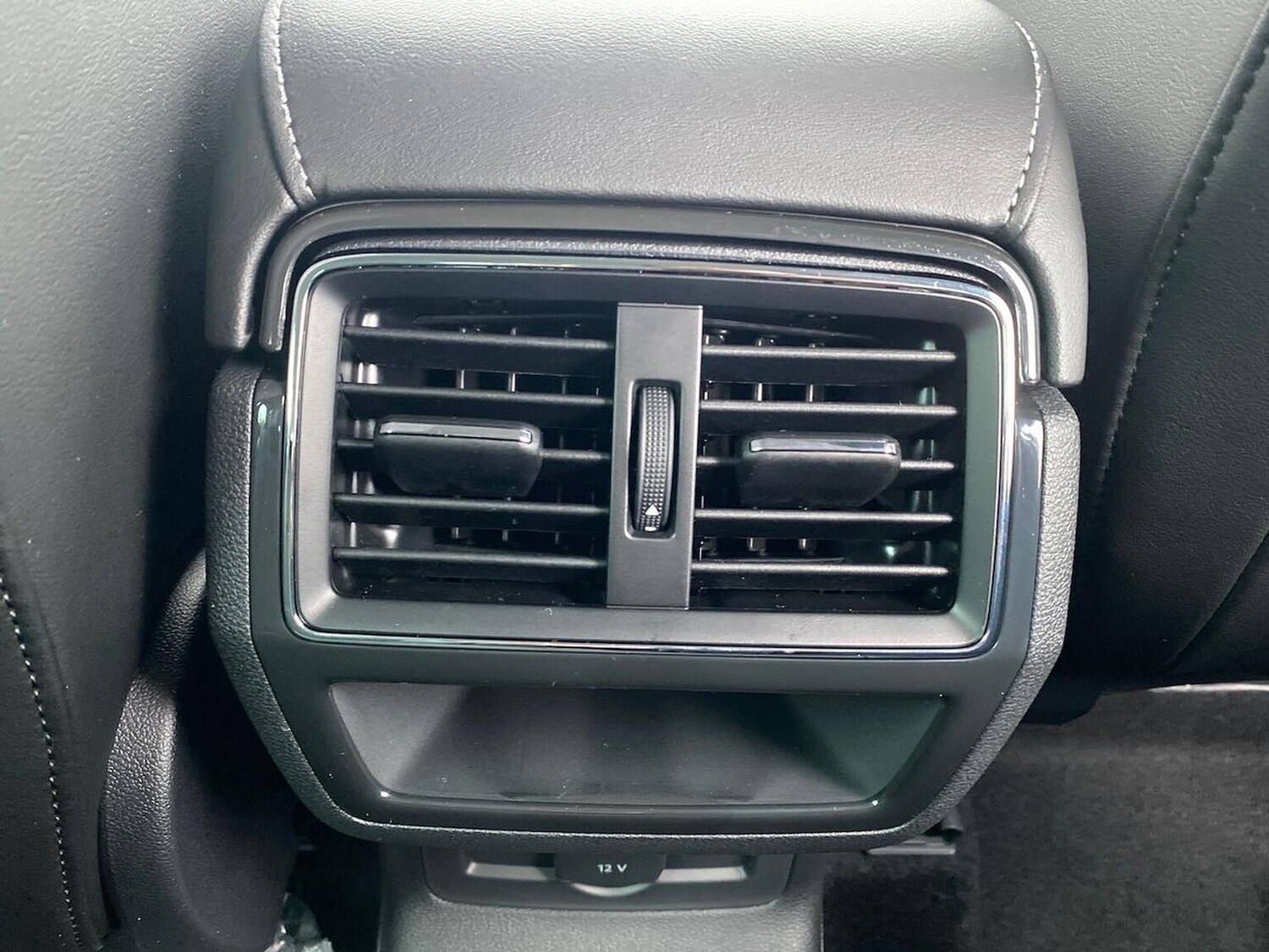 Used Skoda Karoq 2025 for sale - 76257773: Photo 45