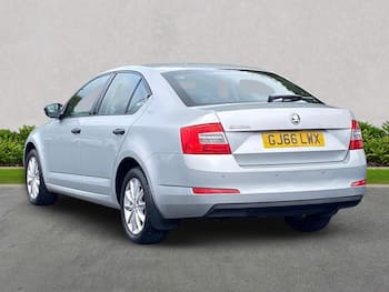 Used Skoda Octavia 2016 for sale - 79692624: Photo