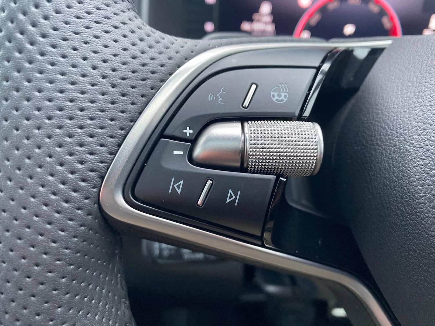 Used Skoda Karoq 2026 for sale - 77901578: Photo 28