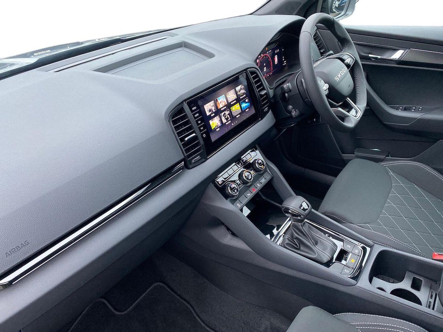 Used Skoda Karoq 2026 for sale - 77901578: Photo 8