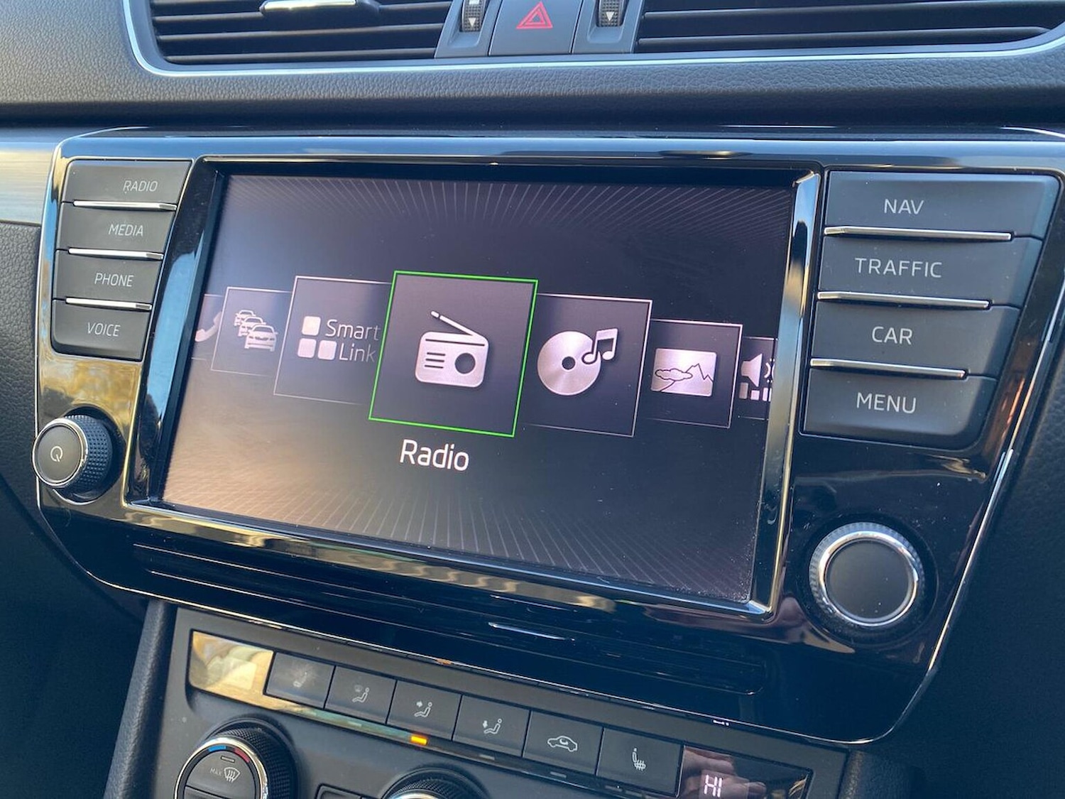 Used Skoda Superb 2016 for sale - 76713231: Photo 11