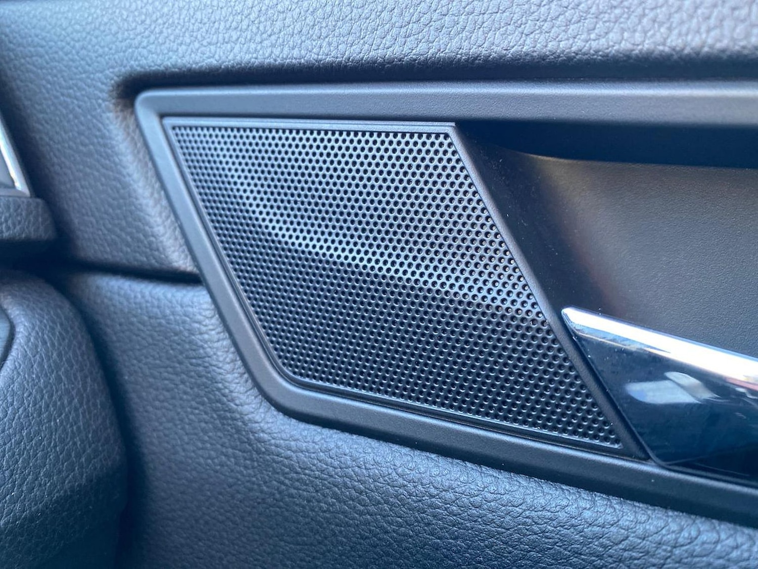 Used Skoda Superb 2016 for sale - 76713231: Photo 38