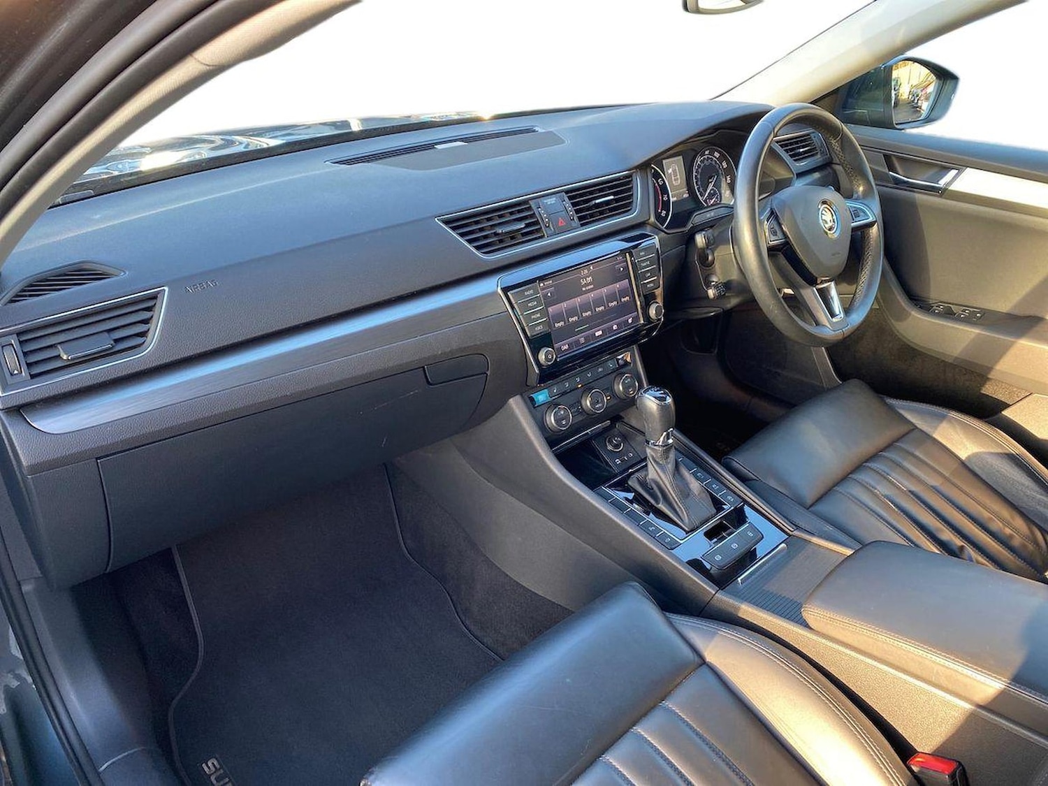 Used Skoda Superb 2016 for sale - 76713231: Photo 7