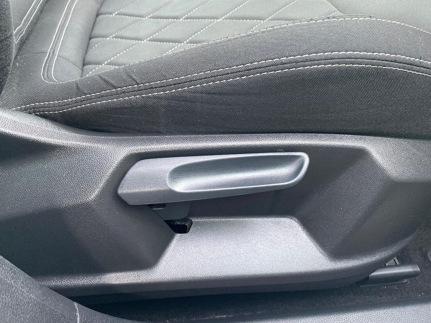 Used Skoda Karoq 2019 for sale - 76461775: Photo 30