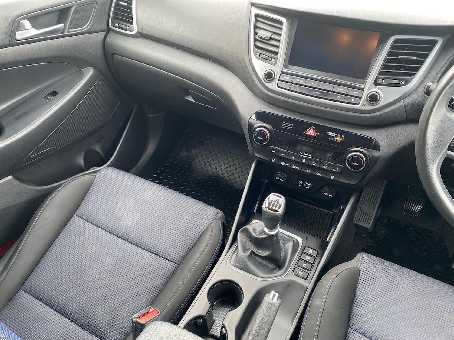 Used Hyundai TUCSON 2017 for sale - 76957512: Photo 14