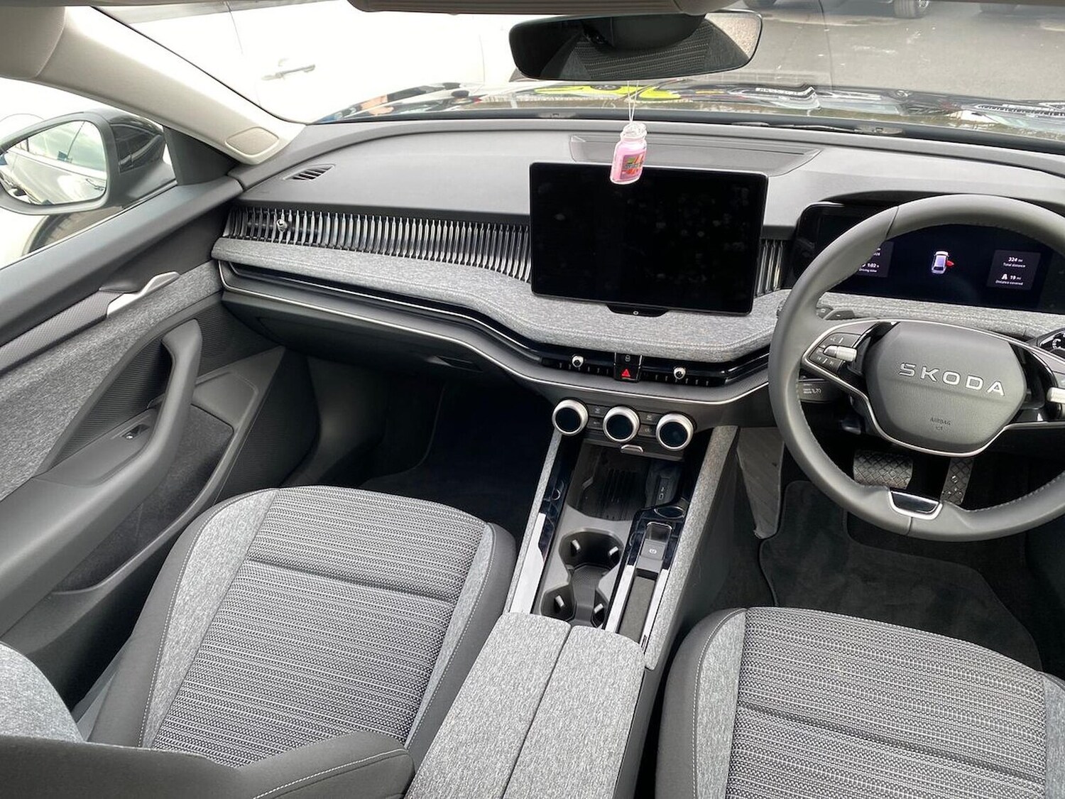 Used Skoda Superb 2026 for sale - 77901581: Photo 14