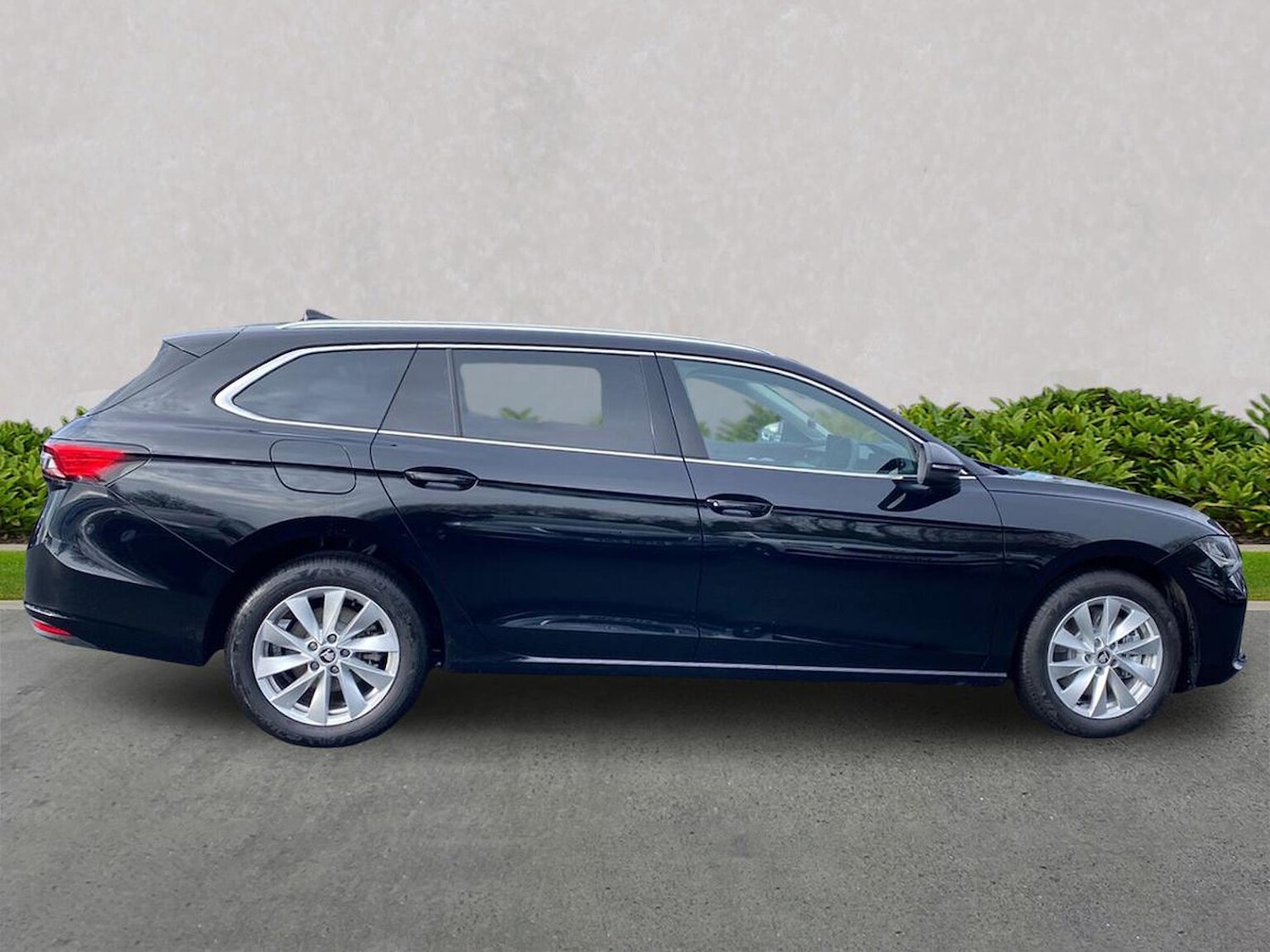 Used Skoda Superb 2026 for sale - 77901581: Photo 4