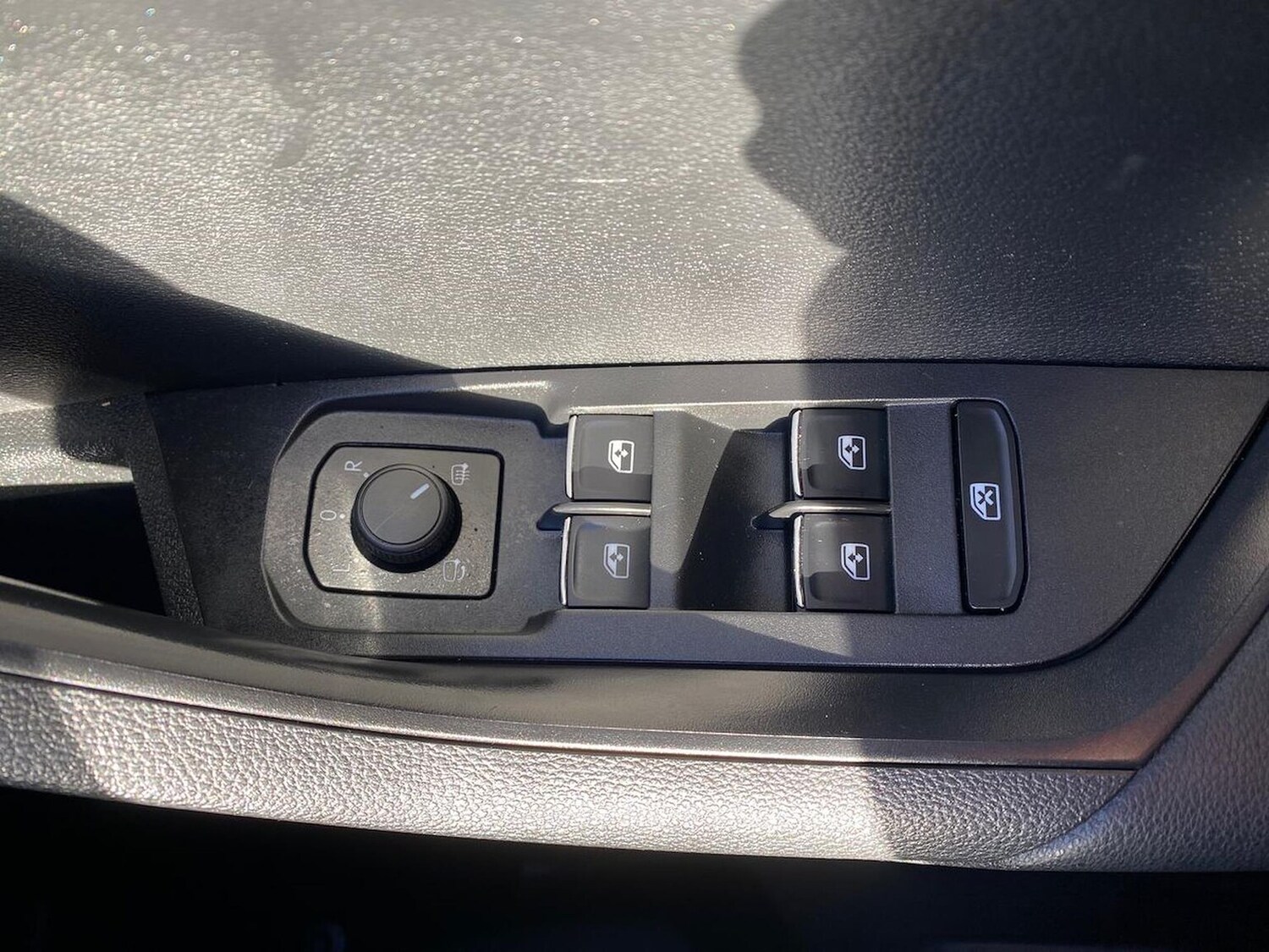 Used Skoda Karoq 2019 for sale - 76794899: Photo 21