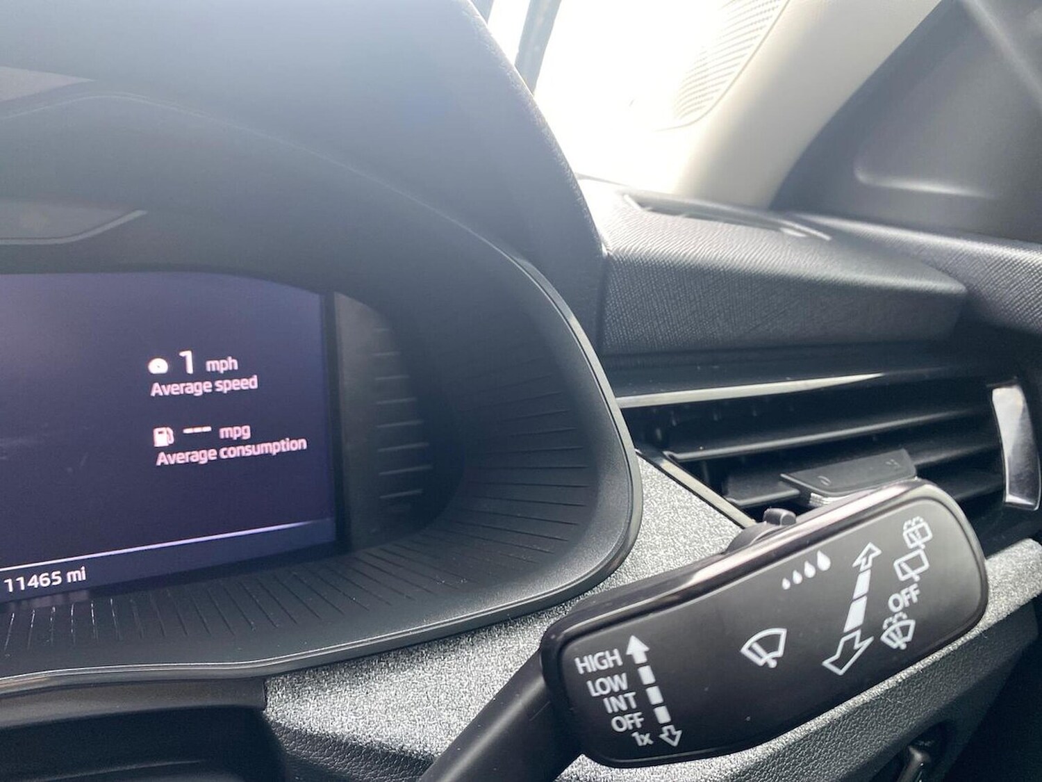 Used Skoda Kamiq 2025 for sale - 77832036: Photo 28