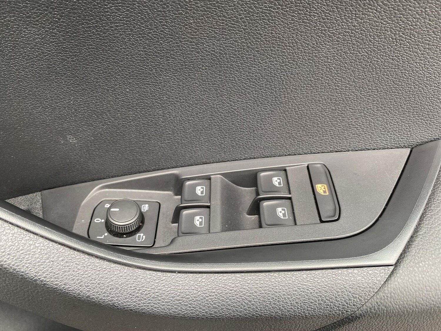 Used Skoda Karoq 2022 for sale - 78195623: Photo 22