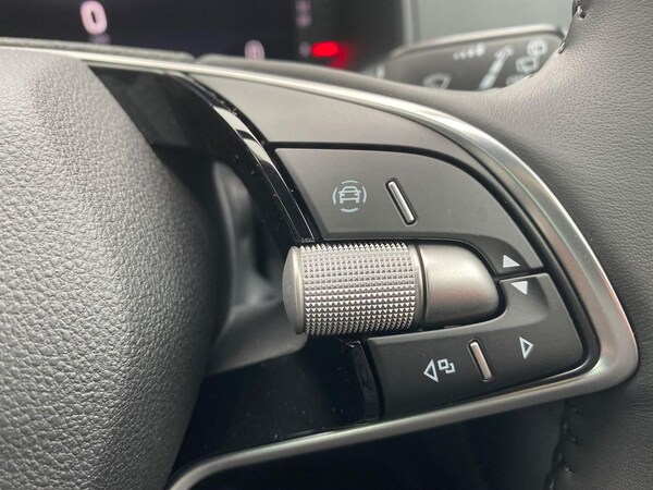 Used Skoda Karoq 2025 for sale - 76232801: Photo 28