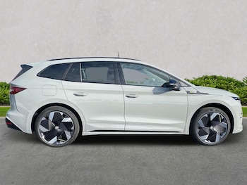 Used Skoda Enyaq 2025 for sale - 76127280: Photo 3