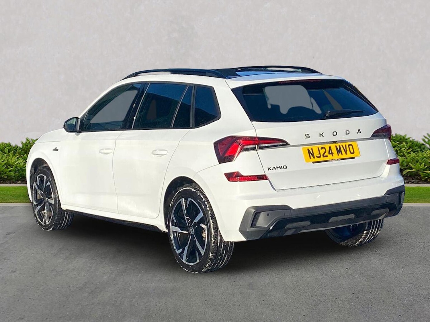 Used Skoda Kamiq 2024 for sale - 77488369: Photo 2