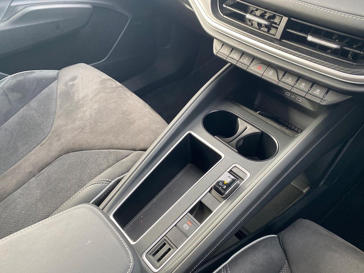 Used Skoda Enyaq 2025 for sale - 77488468: Photo 14