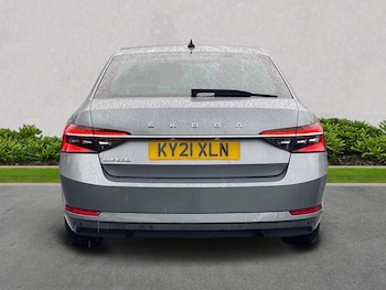 Used Skoda Superb 2021 for sale - 76159501: Photo 4
