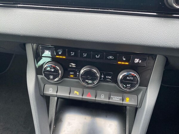 Used Skoda Karoq 2025 for sale - 76237082: Photo 14