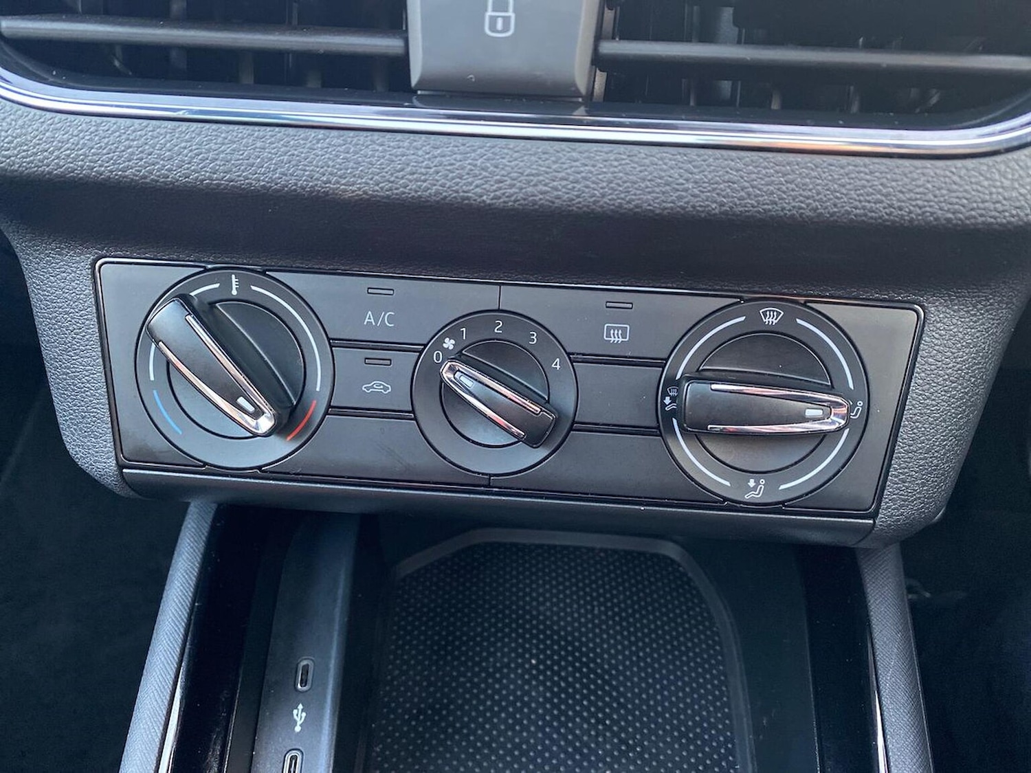 Used Skoda Kamiq 2023 for sale - 76655971: Photo 12