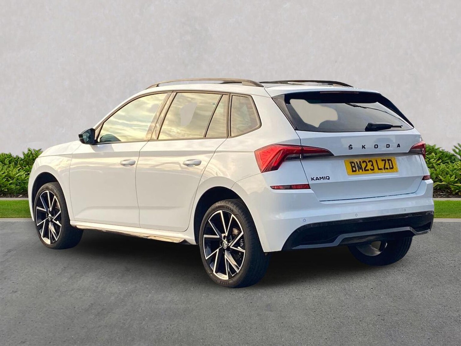 Used Skoda Kamiq 2023 for sale - 76655971: Photo 2