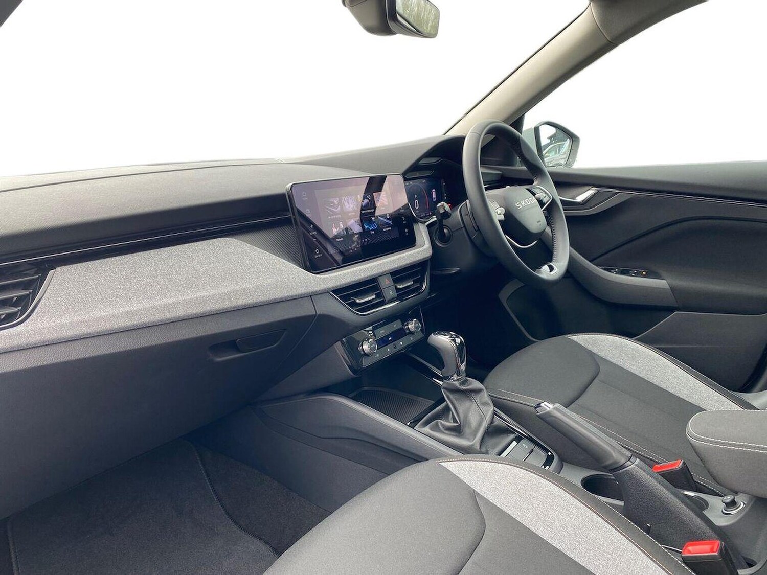 Used Skoda Kamiq 2025 for sale - 78193365: Photo 8