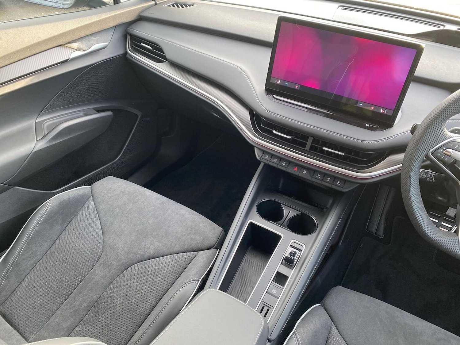 Used Skoda Enyaq 2025 for sale - 76958769: Photo 14