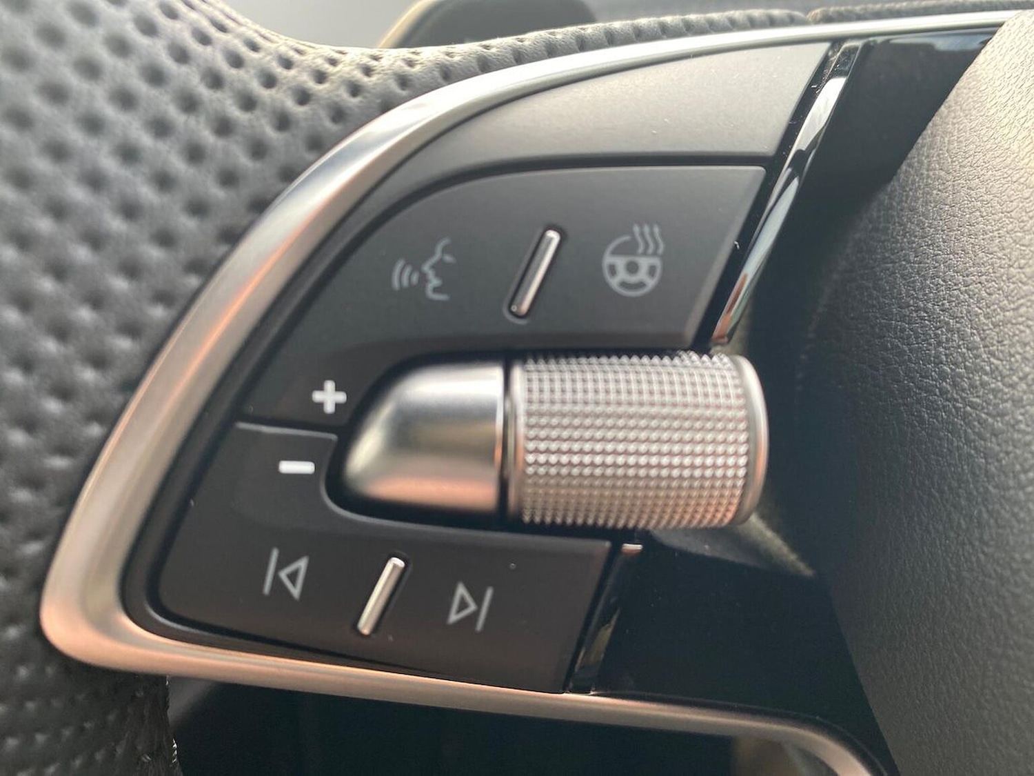 Used Skoda Enyaq 2025 for sale - 76958769: Photo 28