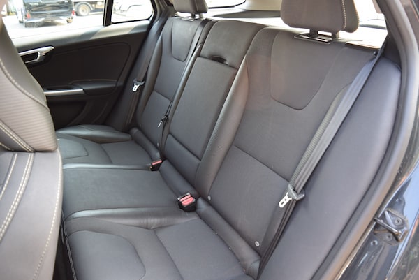 Used Volvo V60 2011 for sale - 74544347: Photo 12