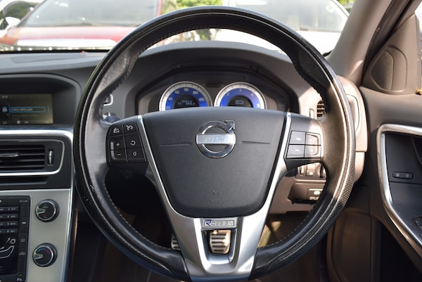 Used Volvo V60 2011 for sale - 74544347: Photo 19