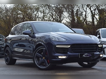 Used Porsche Cayenne 2016 for sale - 76802495: Photo