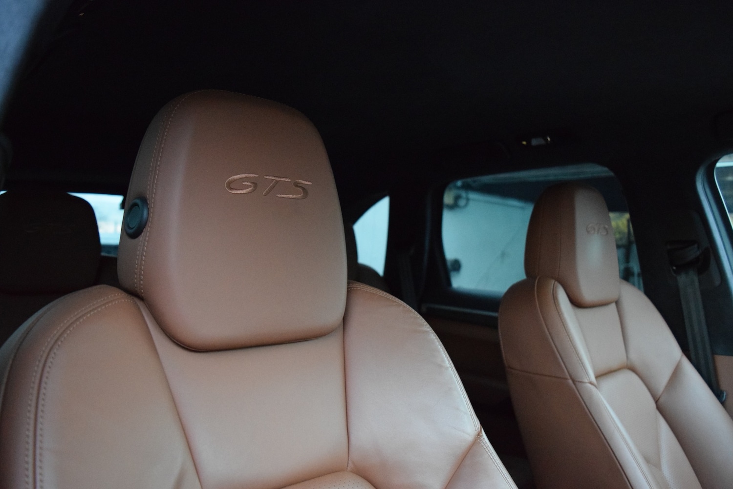 Used Porsche Cayenne 2025 for sale - 76802495: Photo 40