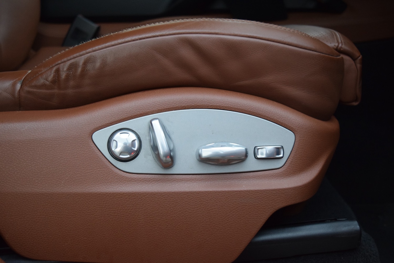 Used Porsche Cayenne 2025 for sale - 76802495: Photo 41