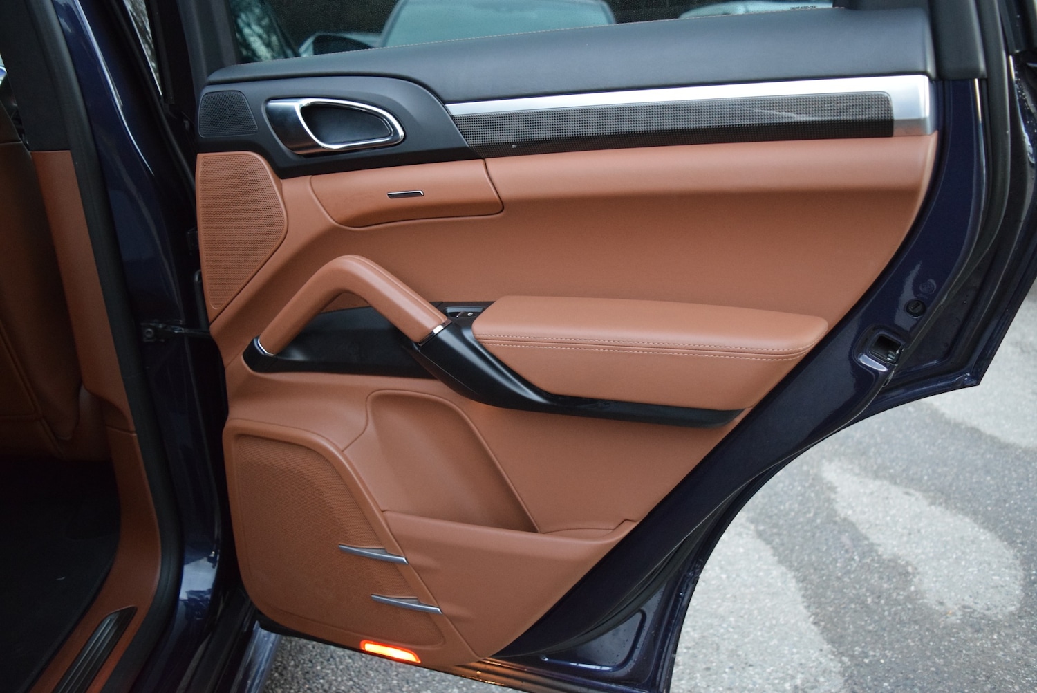 Used Porsche Cayenne 2025 for sale - 76802495: Photo 46