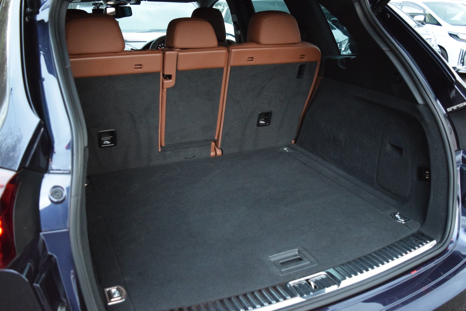 Used Porsche Cayenne 2025 for sale - 76802495: Photo 47